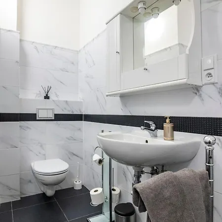 Terrace Centre Wenceslas Square Apartment