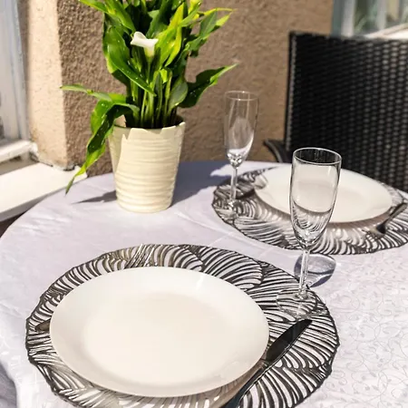 Terrace Centre Wenceslas Square Apartment *